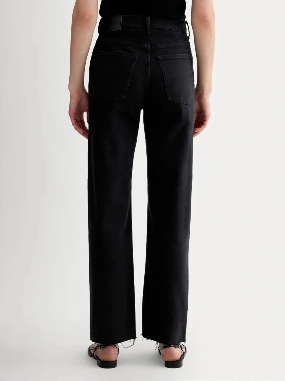 Everlane description “girls